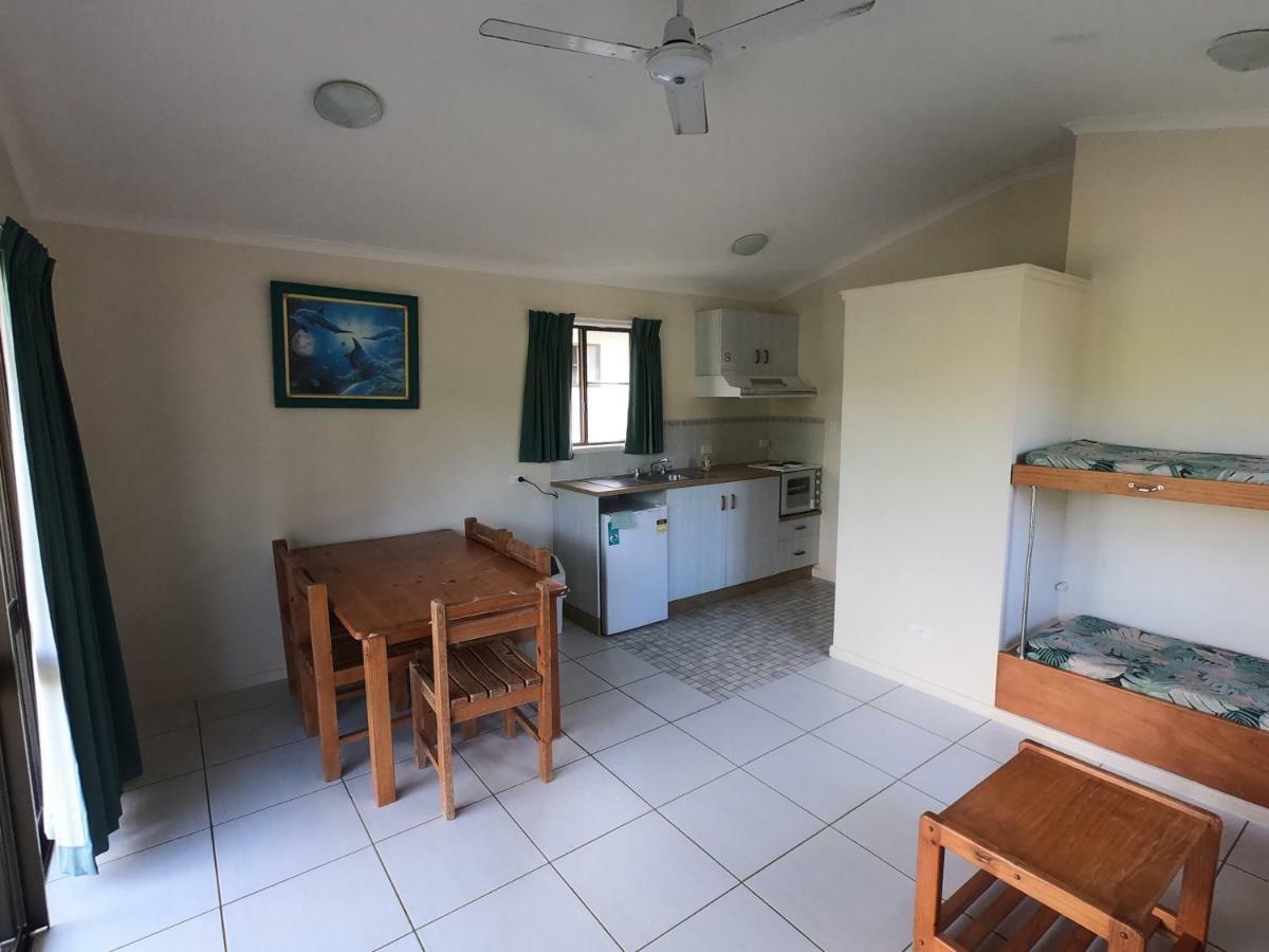 Halliday Bay Resort Seaforth Buitenkant foto
